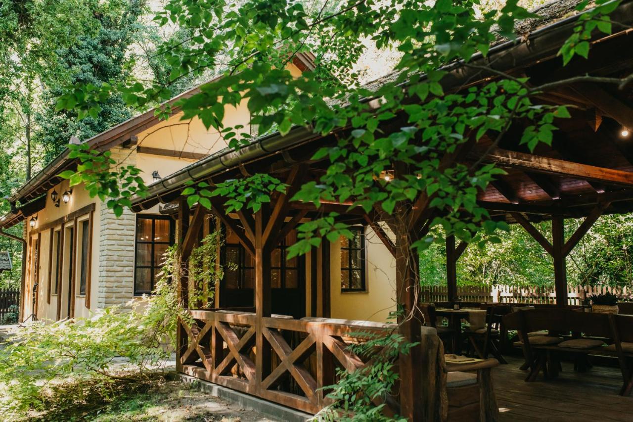 Forest House Palic Exterior photo